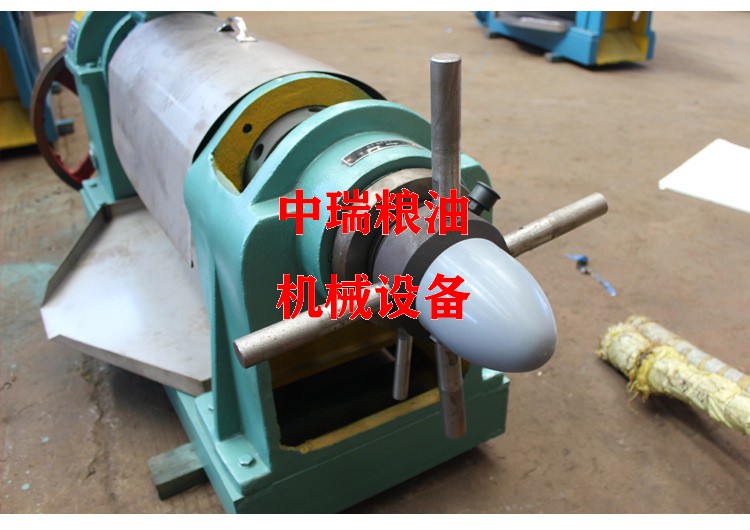 开一家榨油坊榨油赚钱吗？榨油机多少钱一台？.jpg